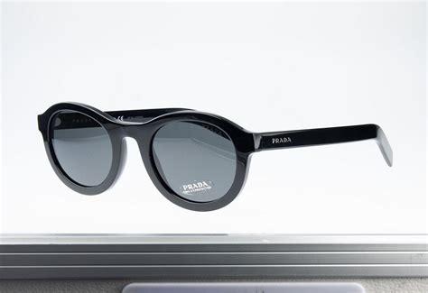 how-to-spot-fake-prada-sunglasses ebayebay|knock off black prada sunglasses.